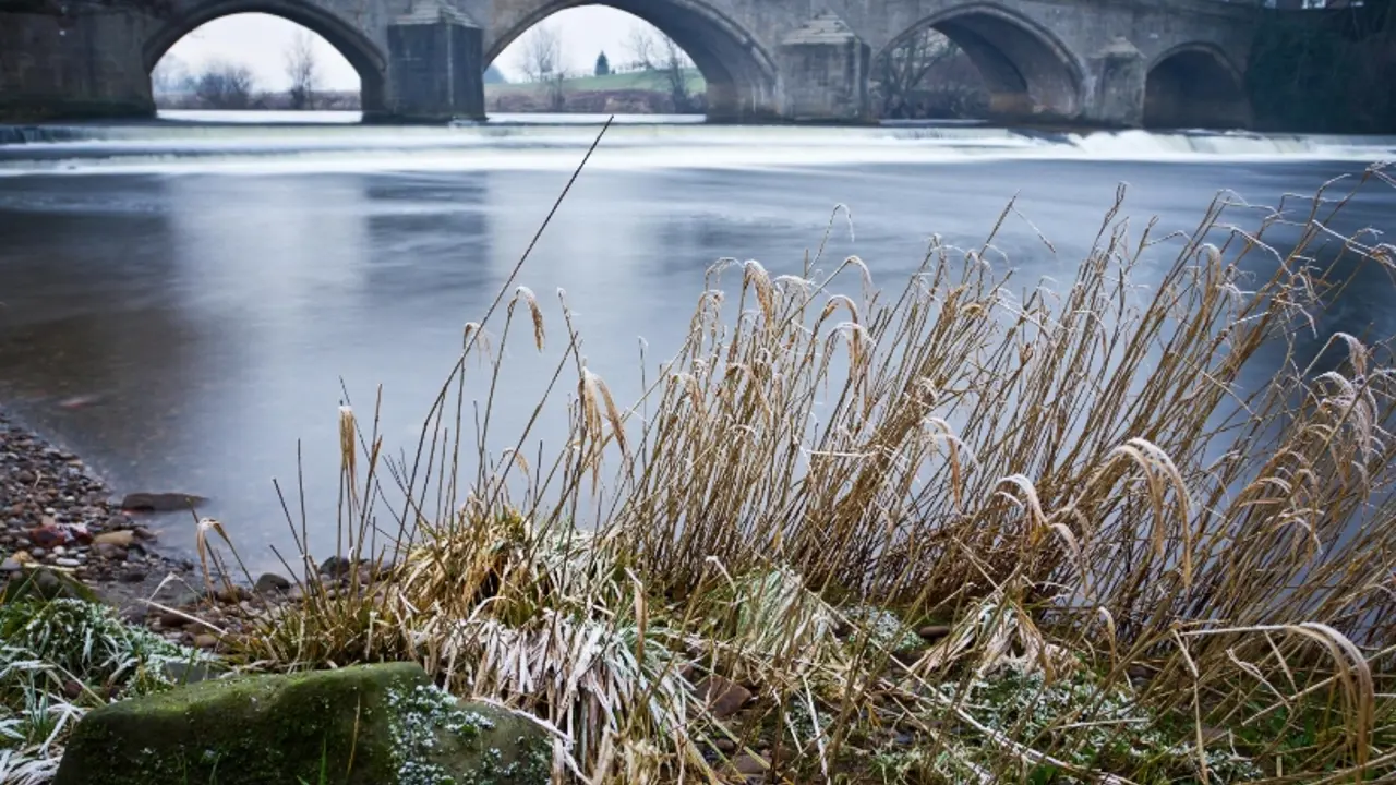 Harewood Bridge over the River Aire, Leeds