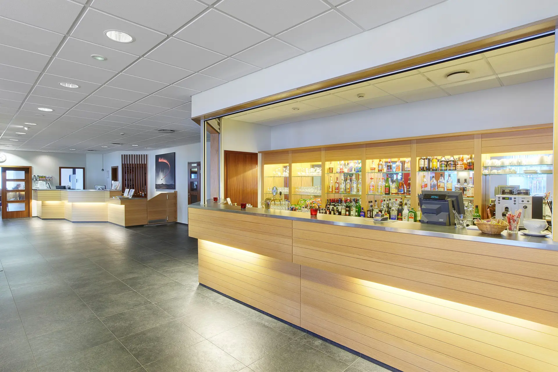 Hotel Cabin, Reykjavík Bar Reception