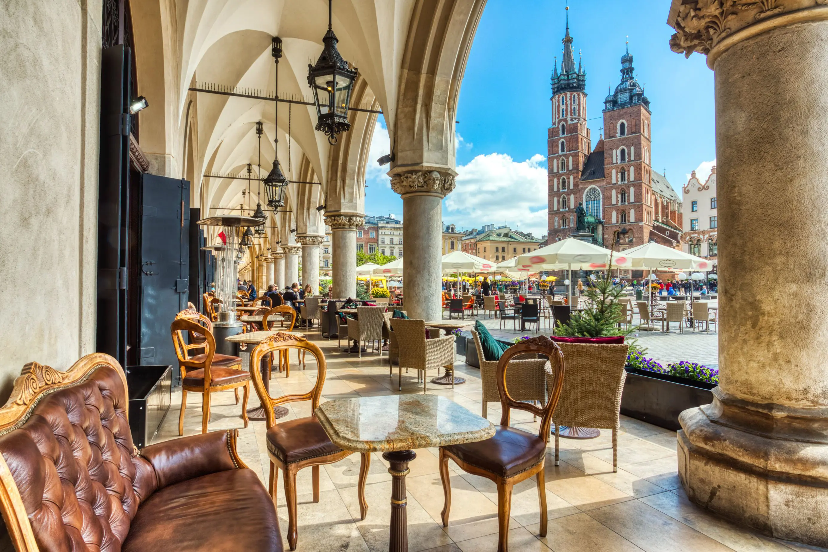 Restaurant overlooking Kraków old town 