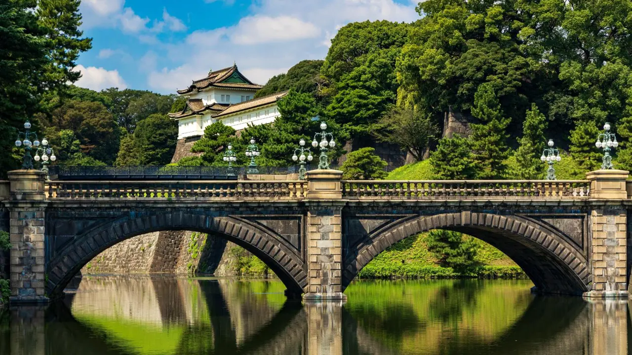  Nijubashi Bridge seen from the Imperial Palace Plaza, Tokyo