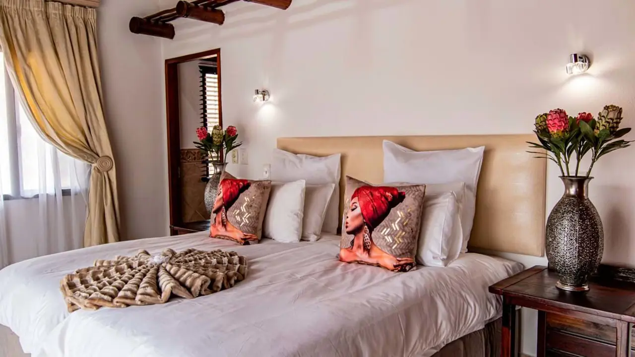 Sebatana Elephant Lodge, double room