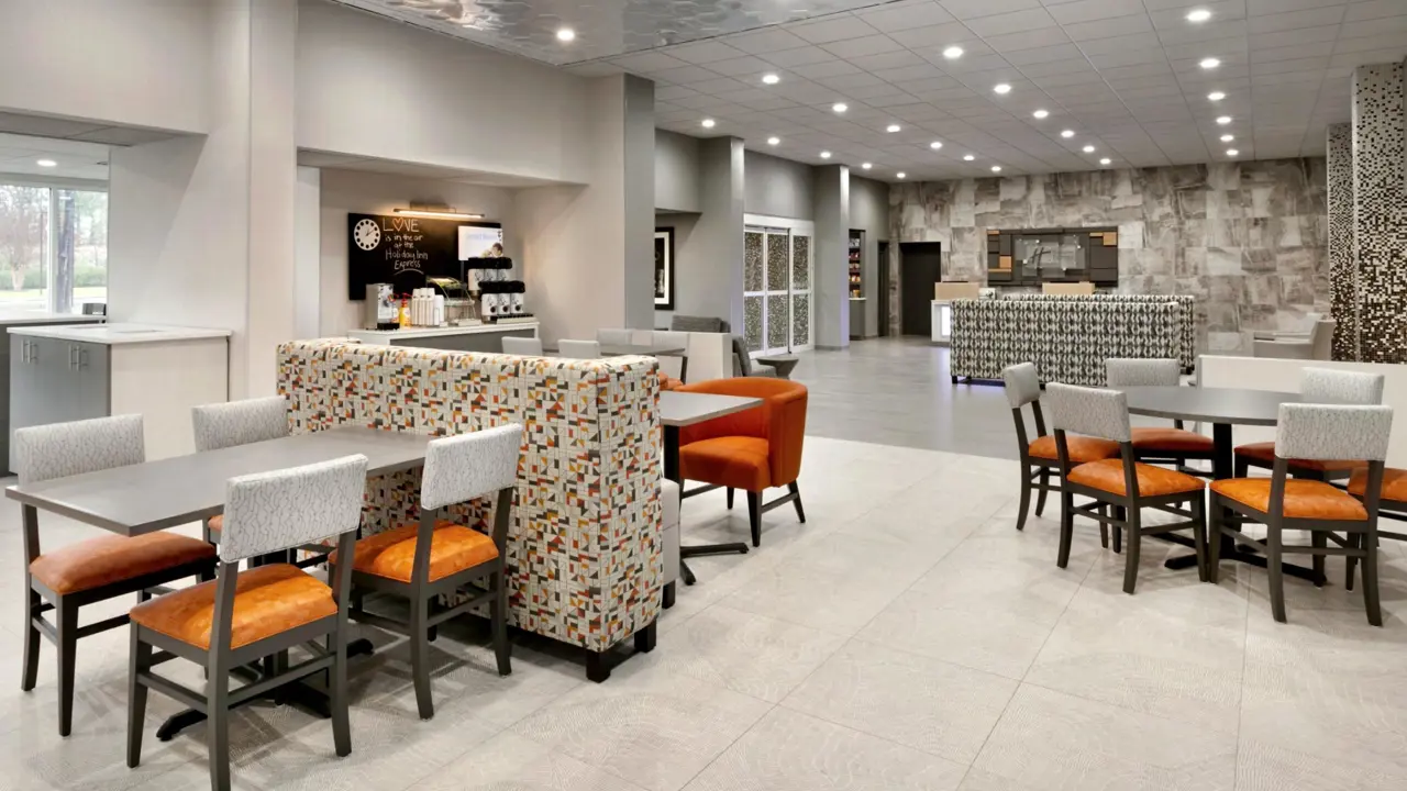 Holiday Inn Express, Busch Gardens Area, Williamsburg Dining