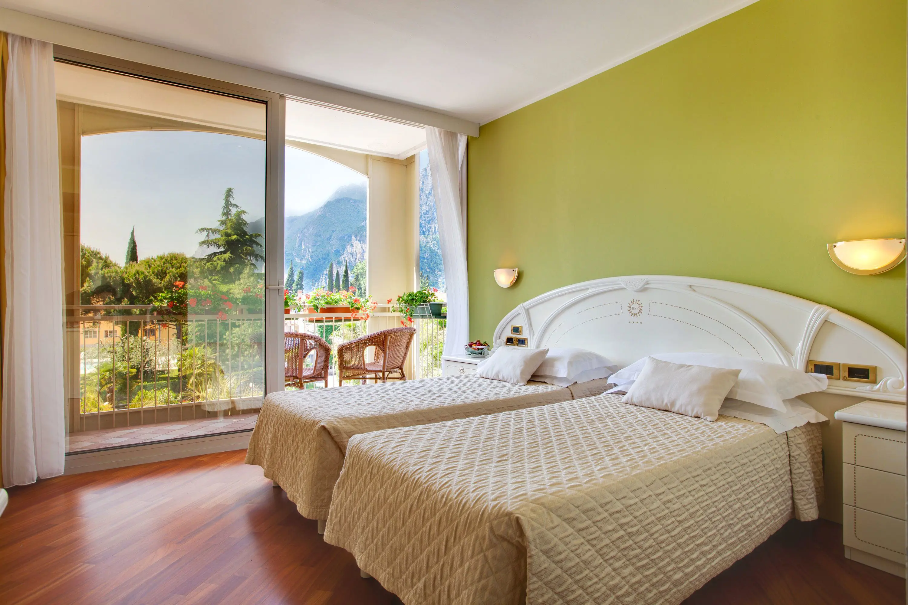 Savoy Palace Hotel, Riva Del Garda Bedroom