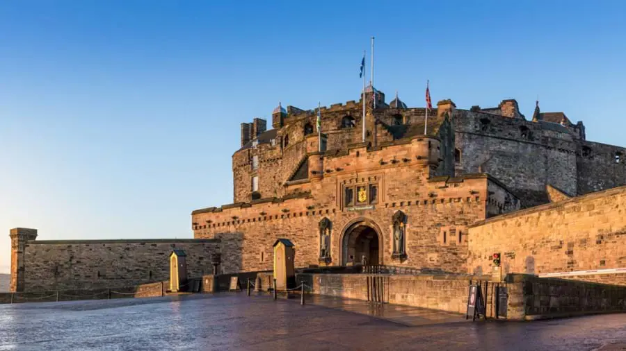 Edinburgh Castle infront of a blue sky 