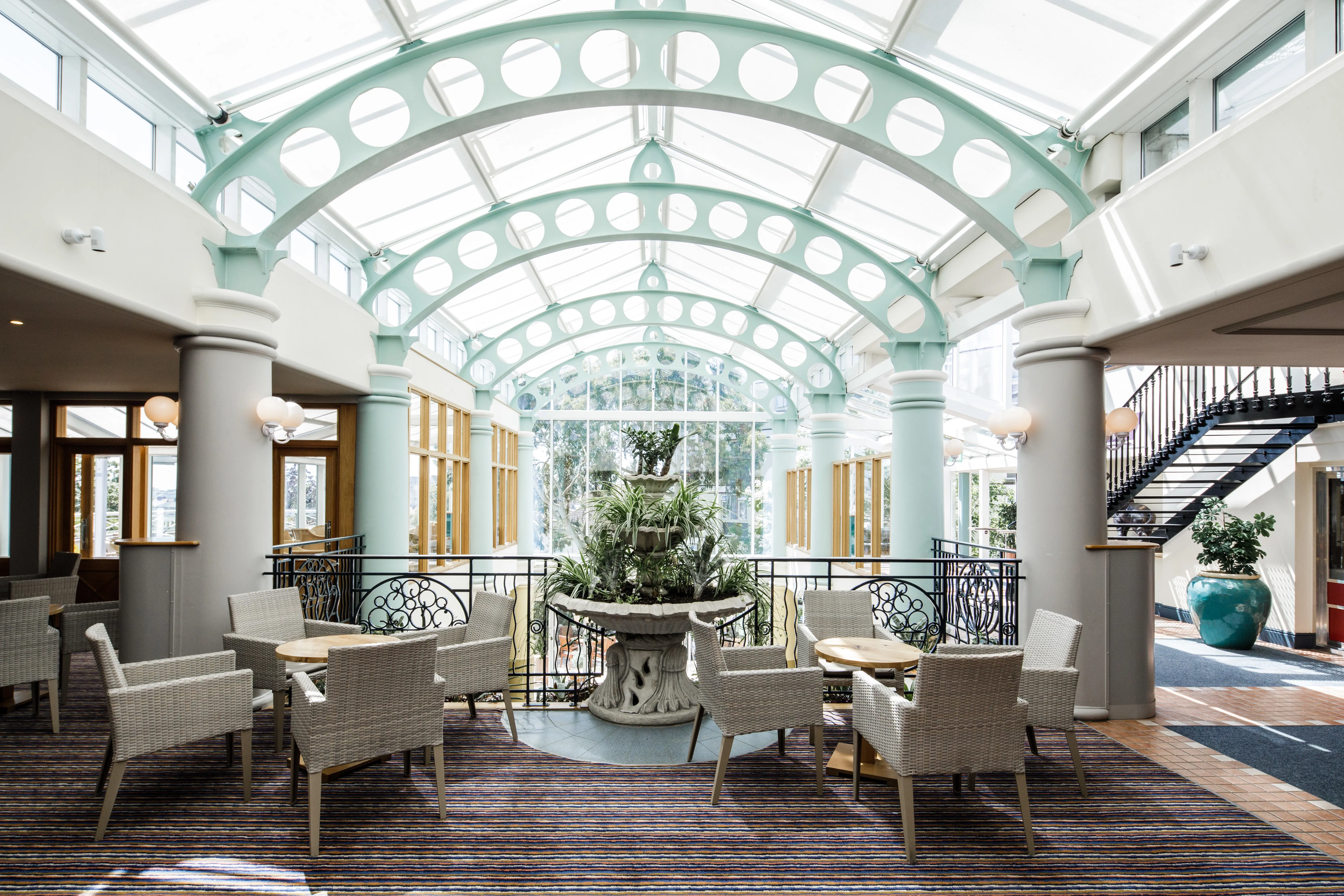 Merton Hotel Atrium, Dining