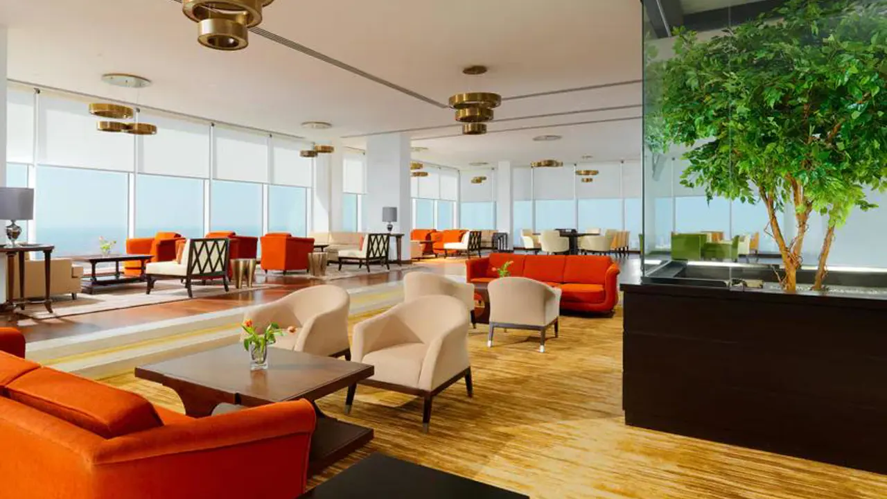 Sheraton Cairo Hotel and Casino, lounge