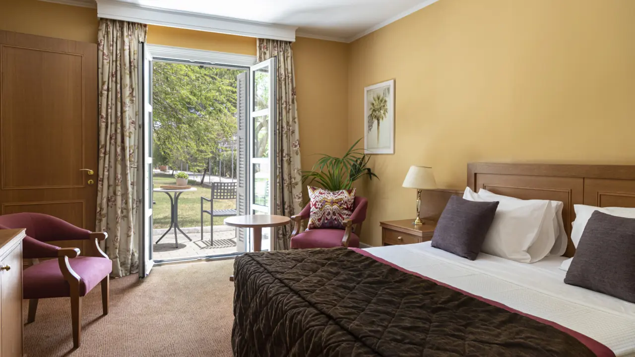 Amalia Hotel, Nafplio, bedroom