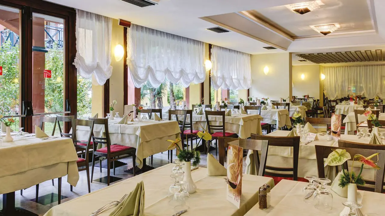 Amisol Italia Gardasjoen Parc Hotel Gritti Restaurant