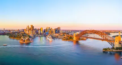 Gettyimages 1042478994 Sunrise At Sydney City Skyline
