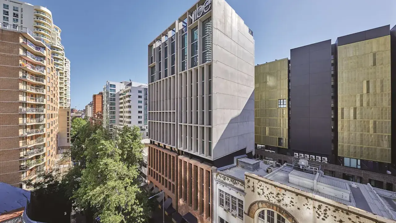 Vibe Hotel Darling Harbour, Sydney, exterior