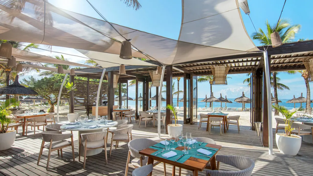Long Beach Resort, Mauritius, Tides restaurant
