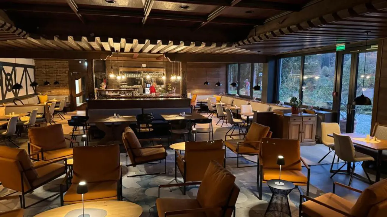 Das Dreiburgensee – Naturhotel & Spa, bar area