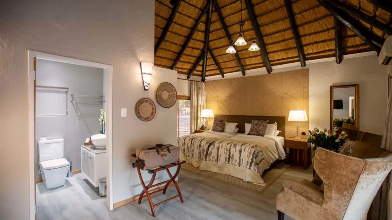 Mabula Game Lodge, twin room