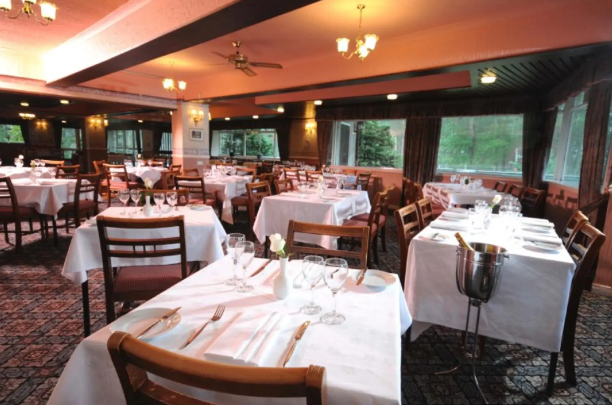 Highlander Hotel Restaurant