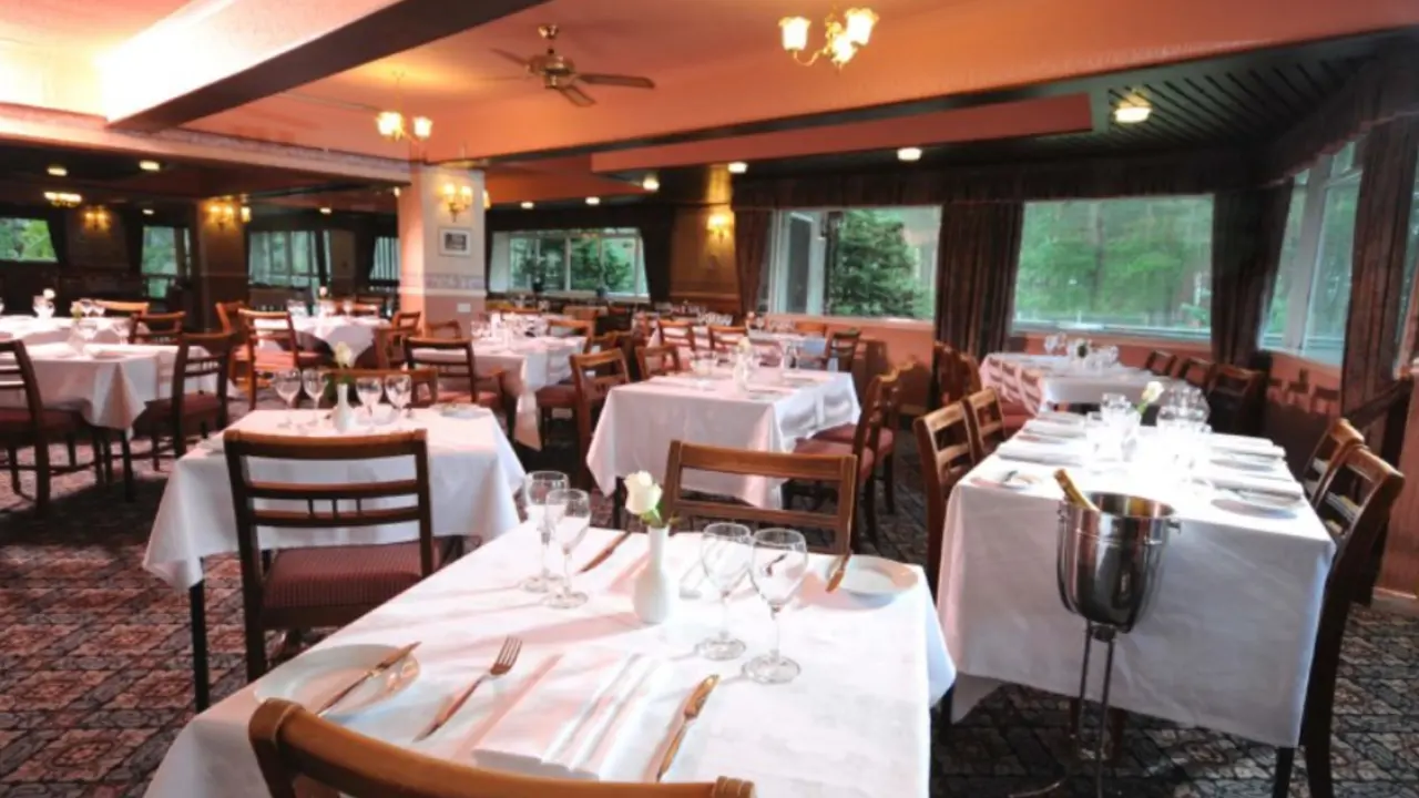 Highlander Hotel Restaurant