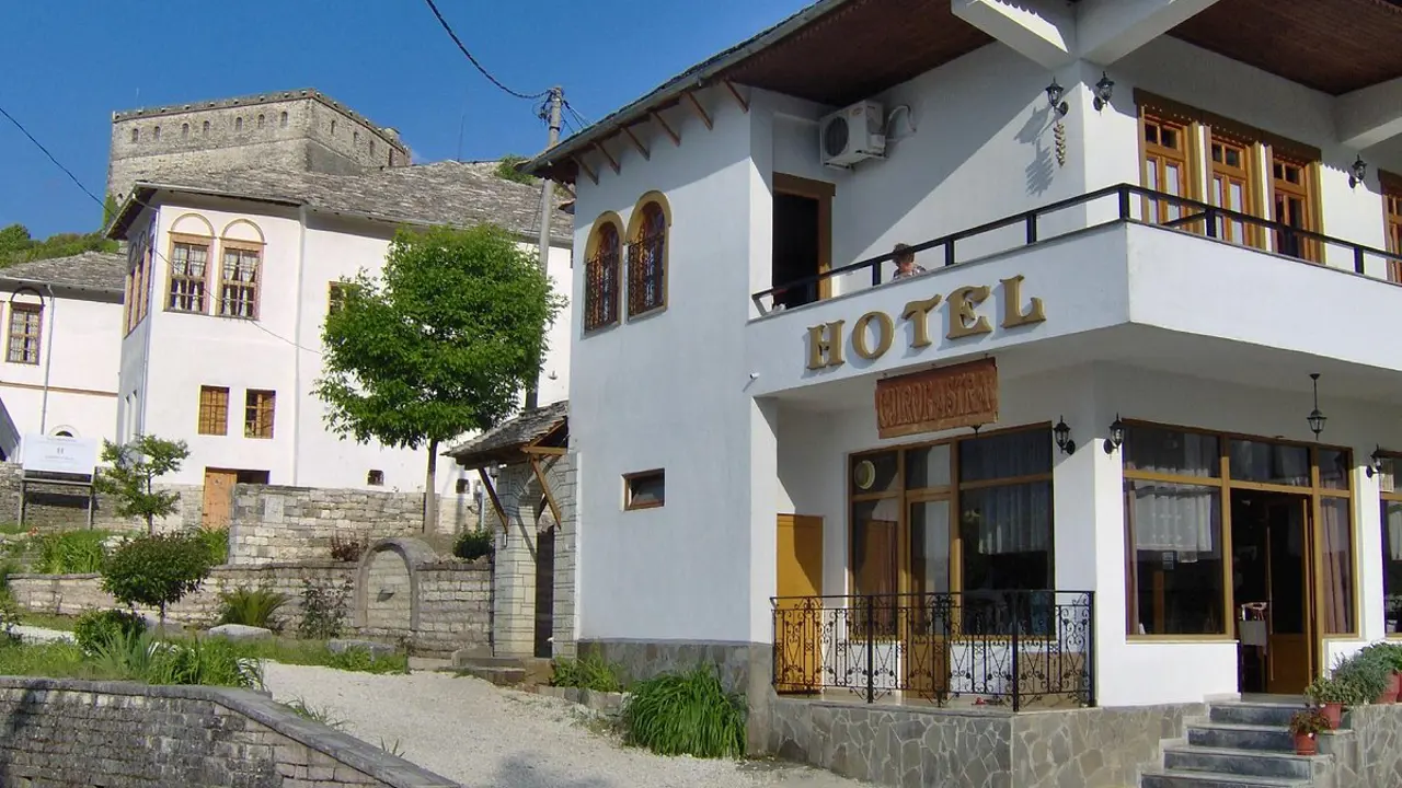 Hotel Gjirokastra, Gjirokastër, exterior