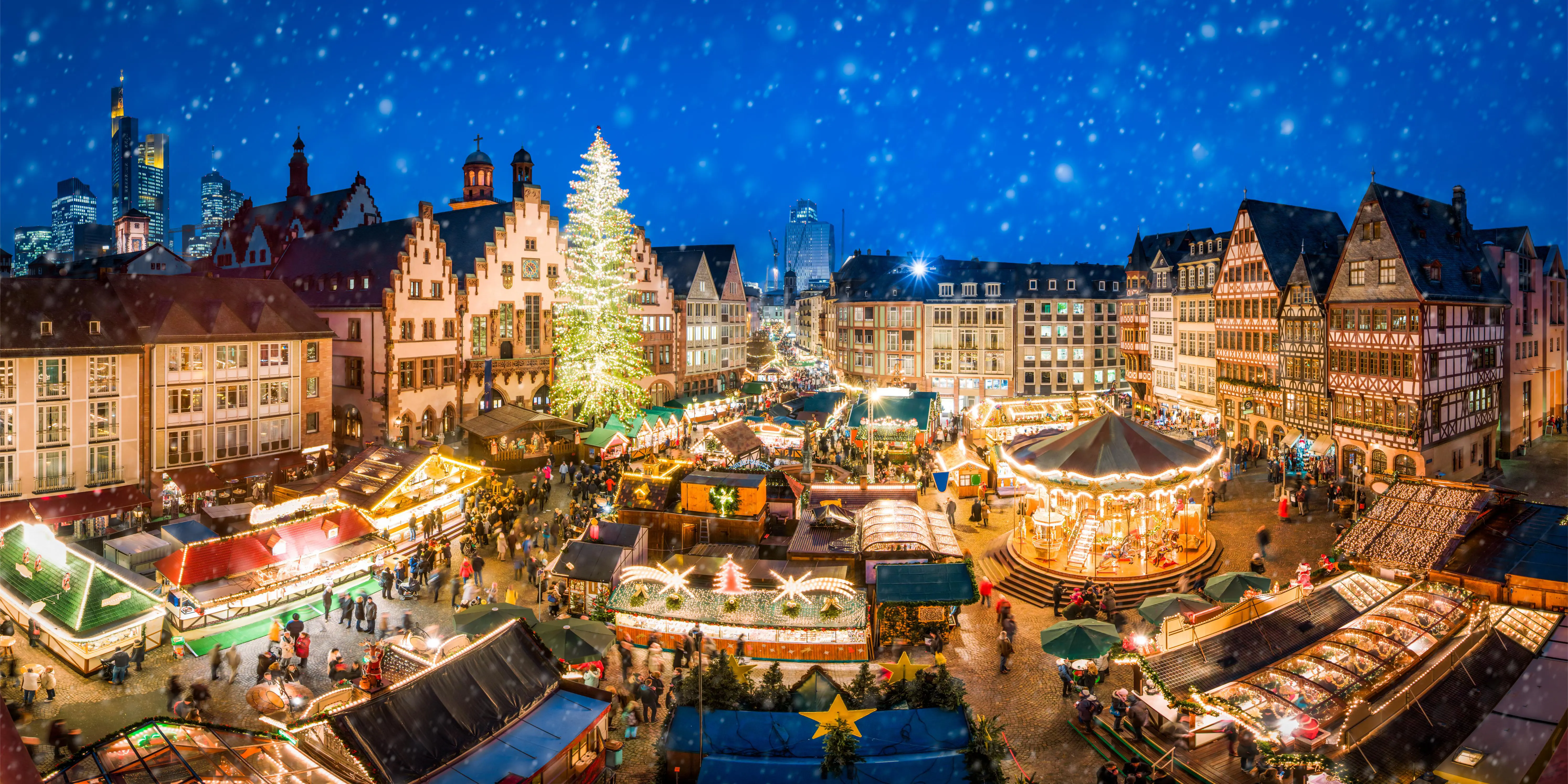 Sh 1531971932 Christmas Market, Römer Square, Frankfurt, Germany