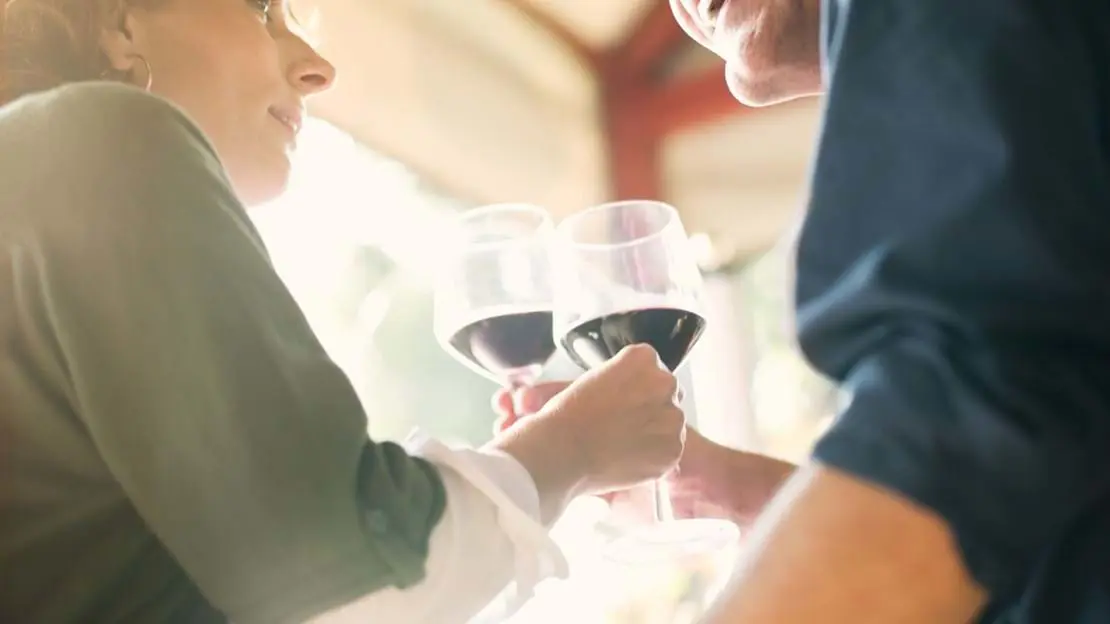 Gettyimages 155099812 Couple Red Wine