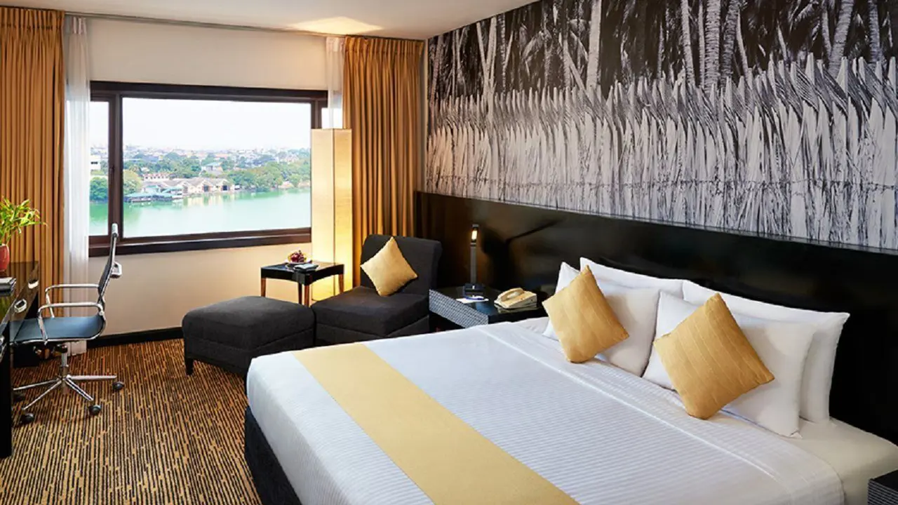Cinnamon Lakeside, Colombo, bedroom