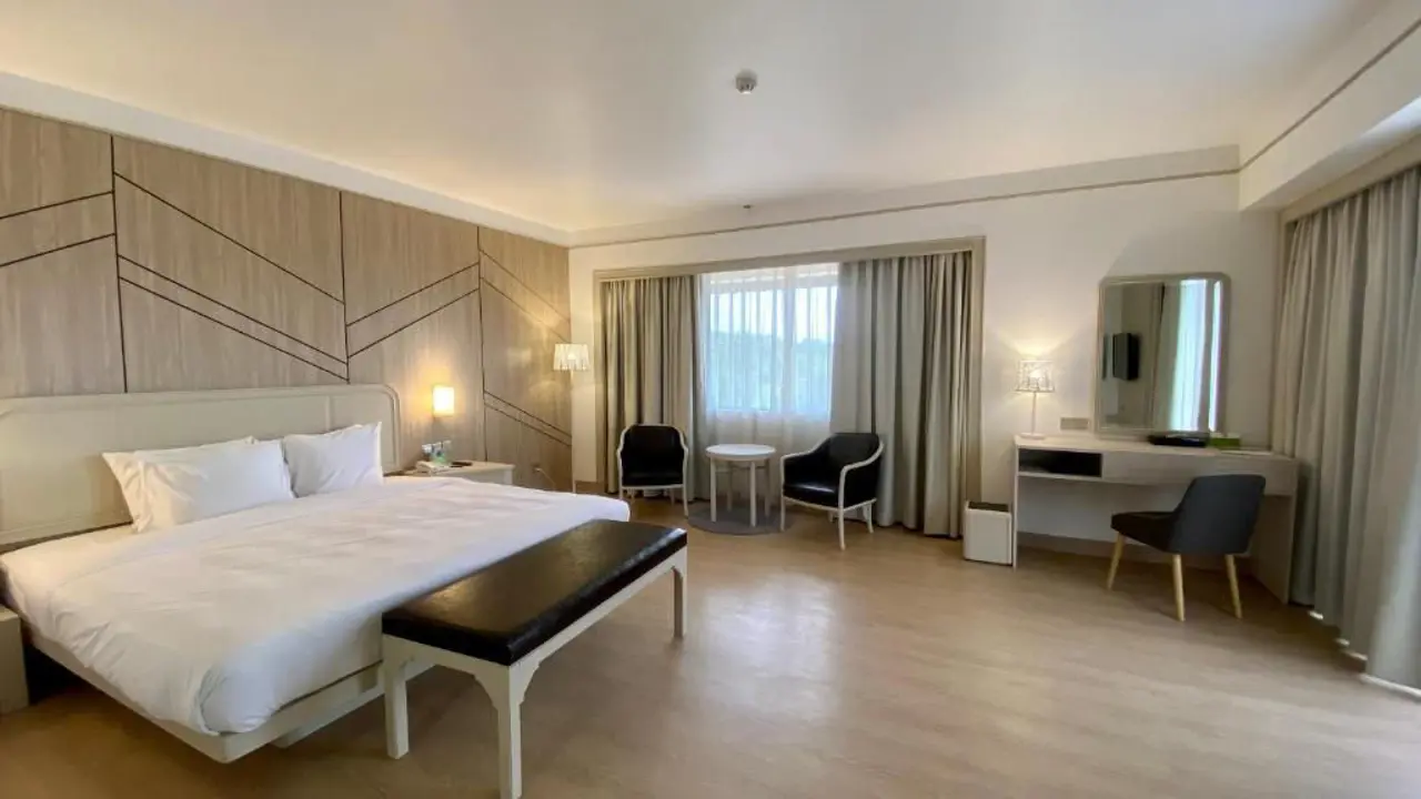 Sabah Hotel, Sandakan, bedroom