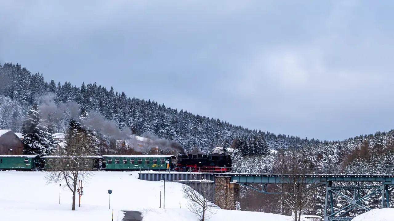Fichtelberg Railway in winter, Oberwiesenthal
