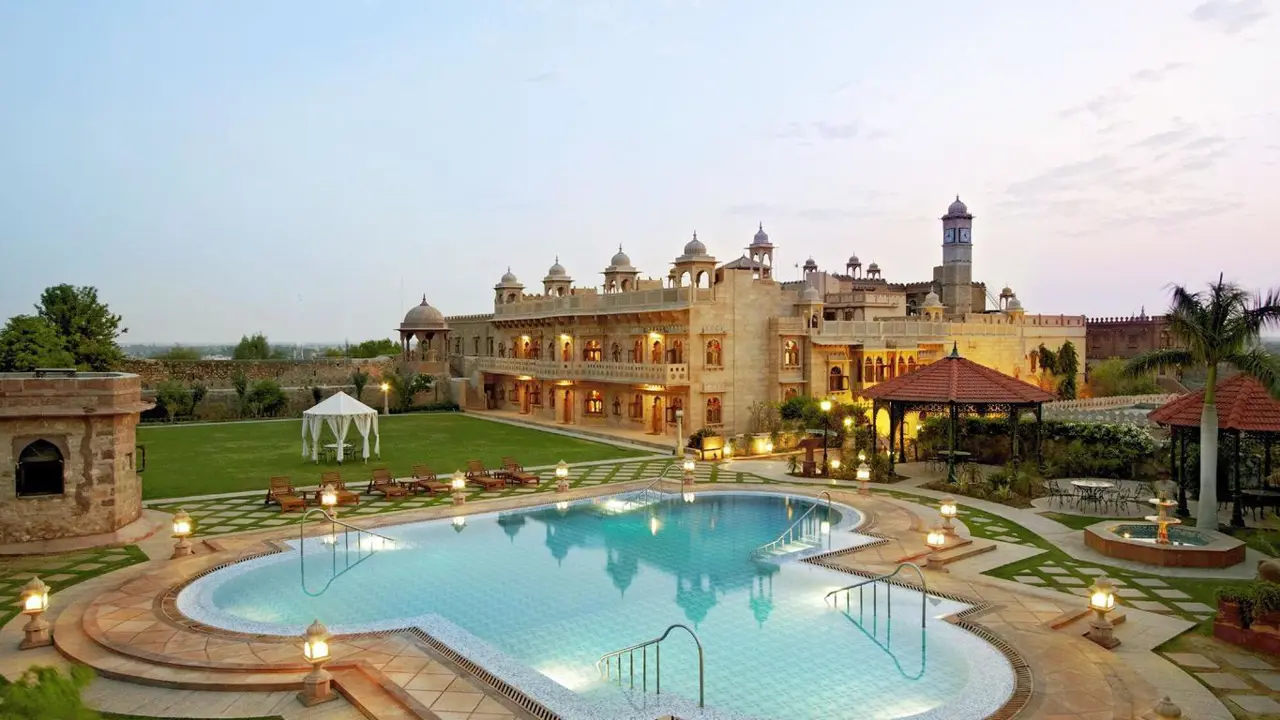 Khimsar Fort, Khimsar, pool