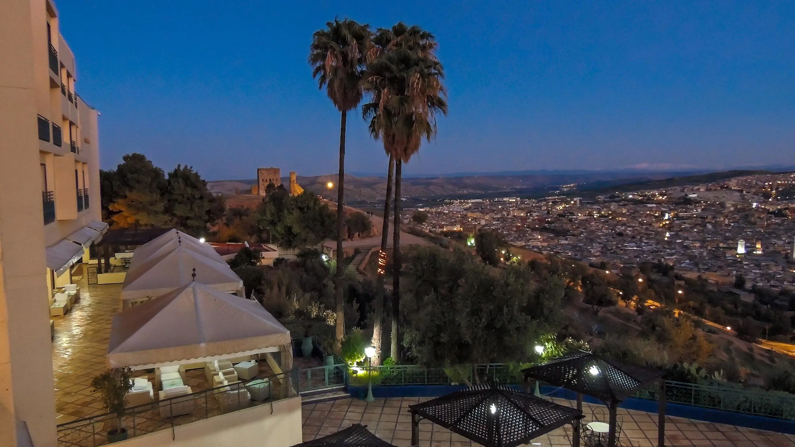 Hotel Les Meridiens, Exterior