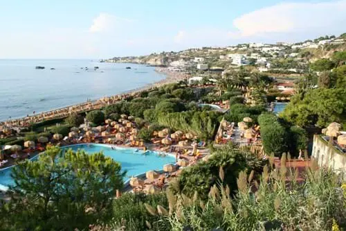 Shutterstock 1411987 1