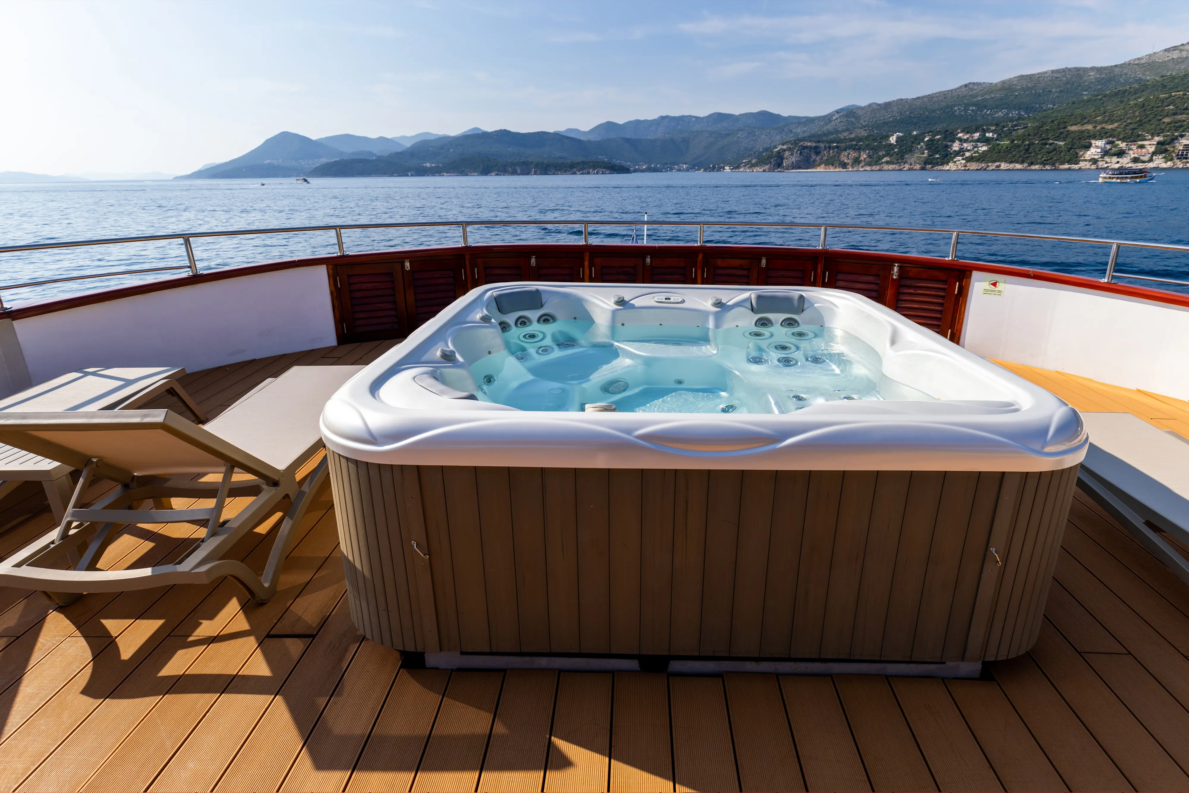 Jacuzzi on MS Equator