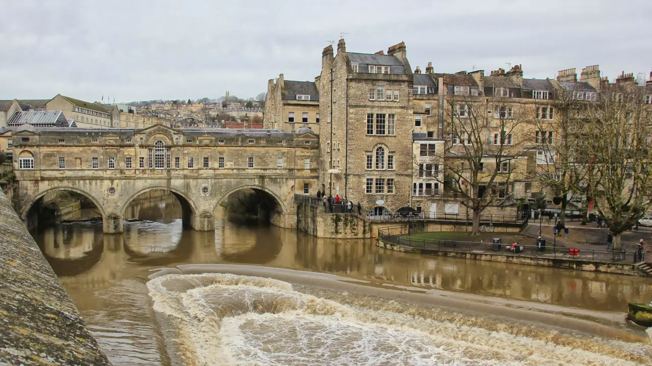 Pulteney Bridge over the River Avon, Bath