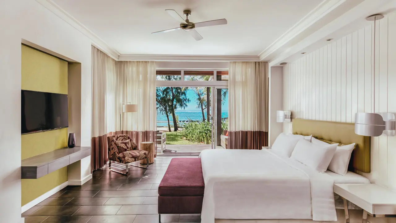 Long Beach Resort, Mauritius, bedroom