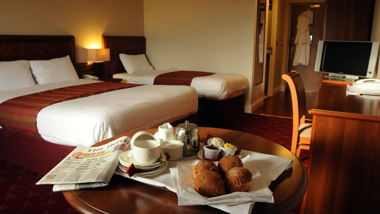 Mcwilliam Park Hotel Room Image