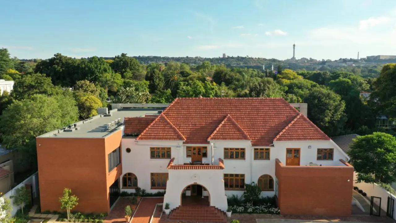 Sanctuary Mandela, Johannesburg, exterior