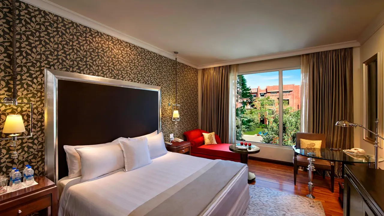 ITC Rajputana, Jaipur, bedroom