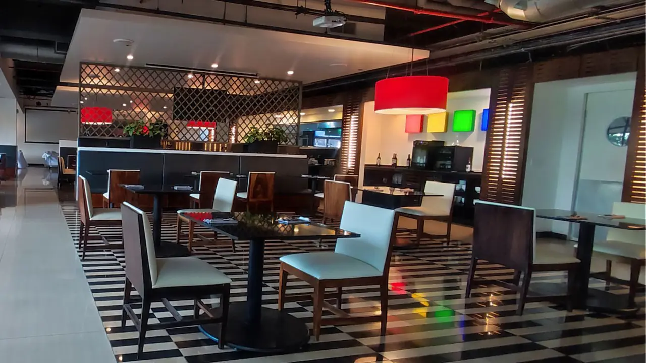 D Sabana Hotel, San José, dining