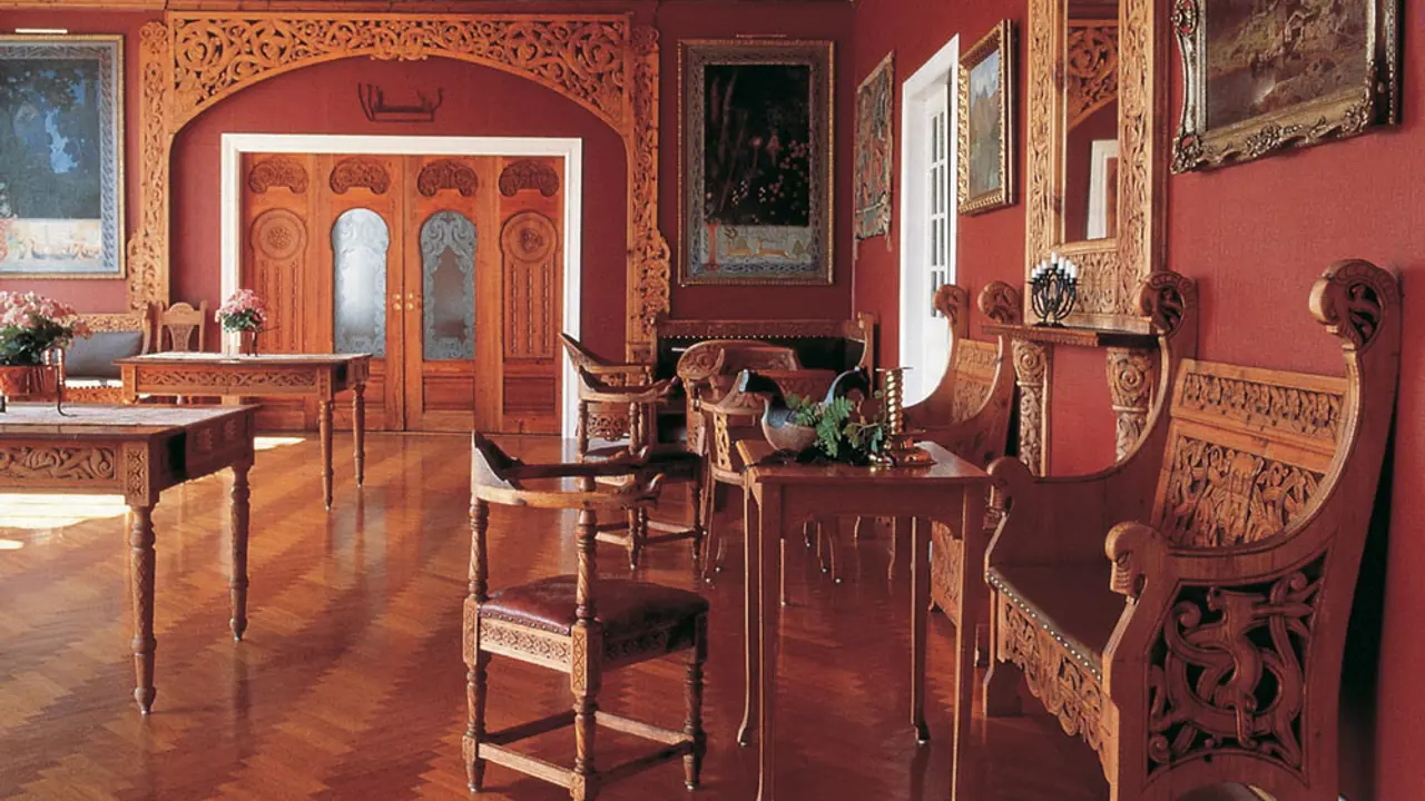 Kviknes Hotel Interior