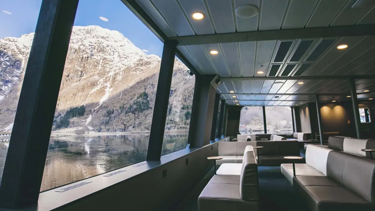 Boat cruise, Nærøyfjord