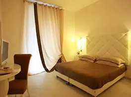 Columbia Hotel Room Img 0144 Rm 264X197 D1