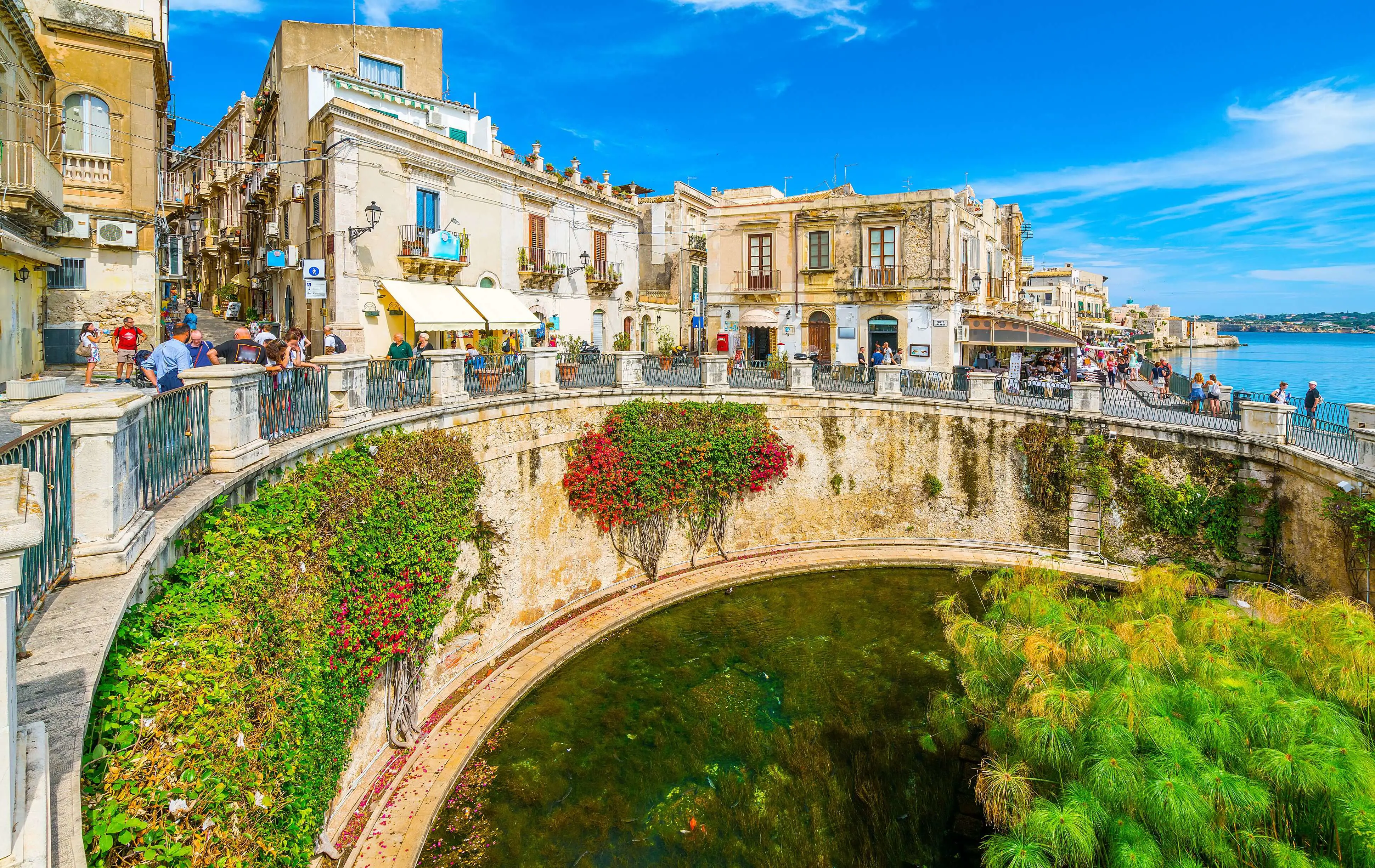 The Fountain Of Arethusa And Siracusa in Sicily