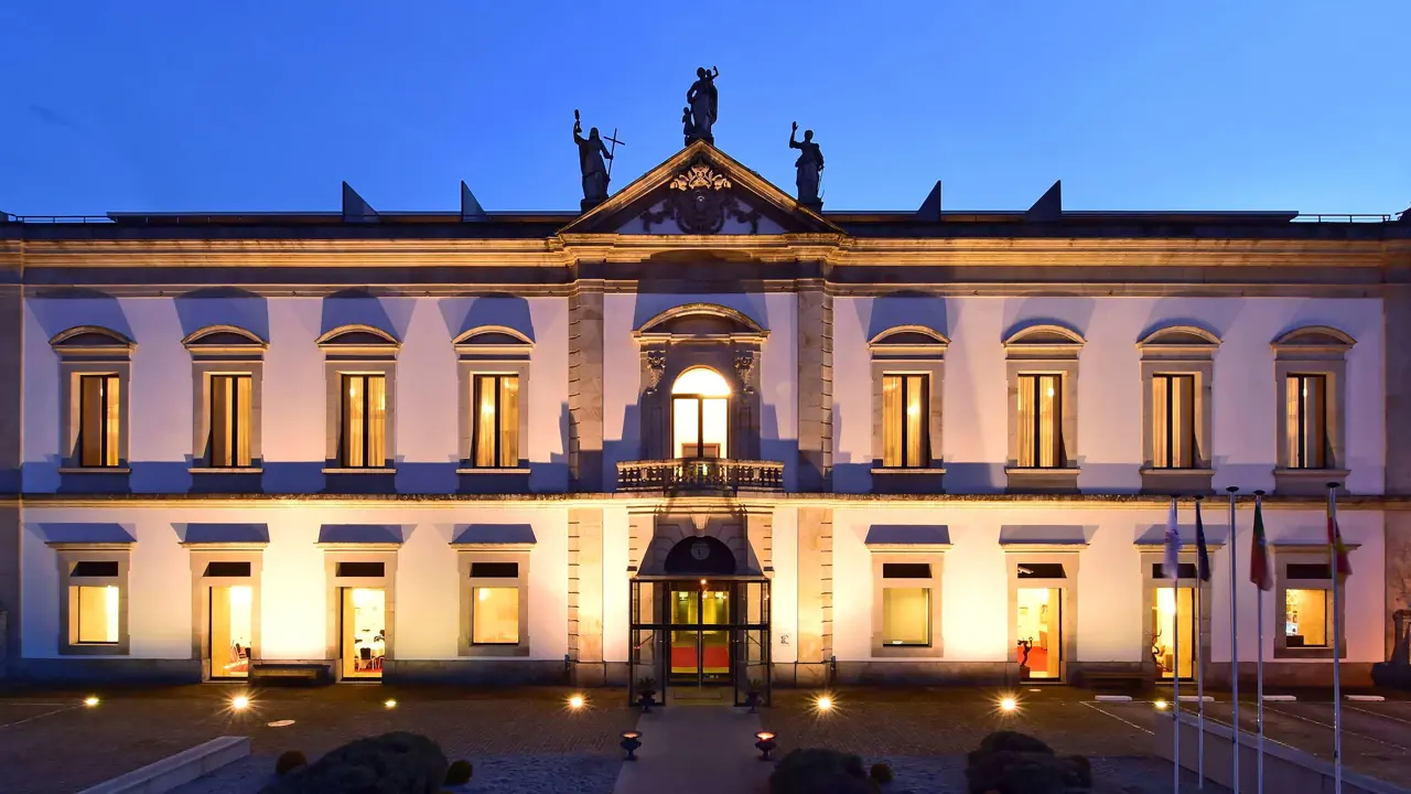Pousada de Viseu, Viseu, exterior at night