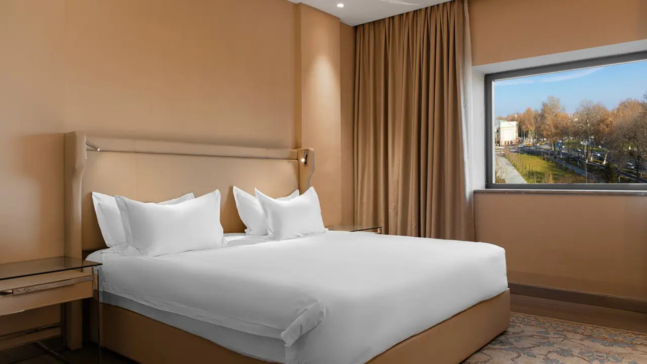 Mövenpick Samarkand, Samarkand bedroom
