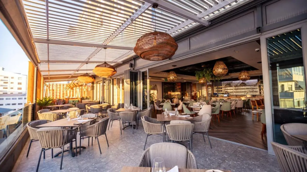Newkings Boutique Hotel, Cape Town, dining on the terrace