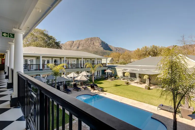 Under African Skies Touring Hotels Image 7