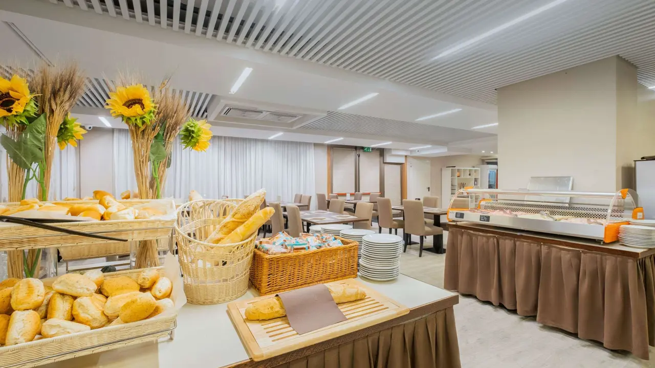 Hotel Delfino, Mestre Dining