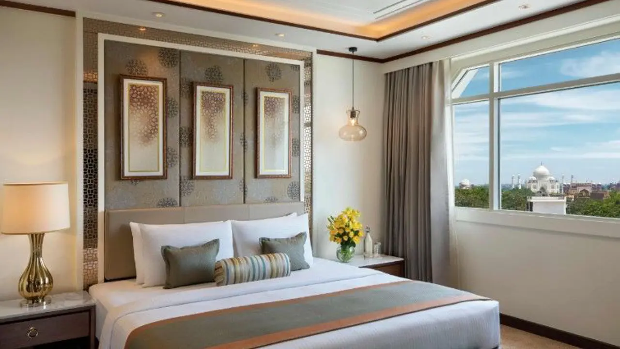 Tajview IHCL Selection, Agra, bedroom