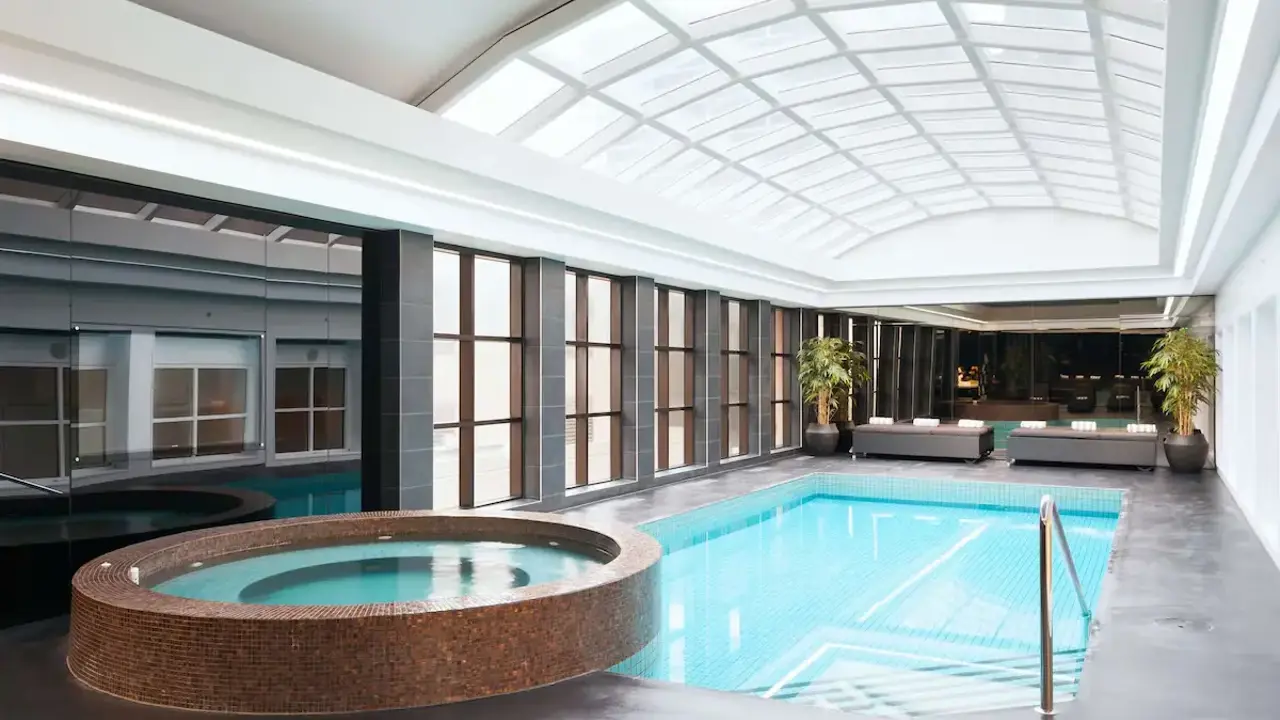 Stamford Plaza, Melbourne, pool