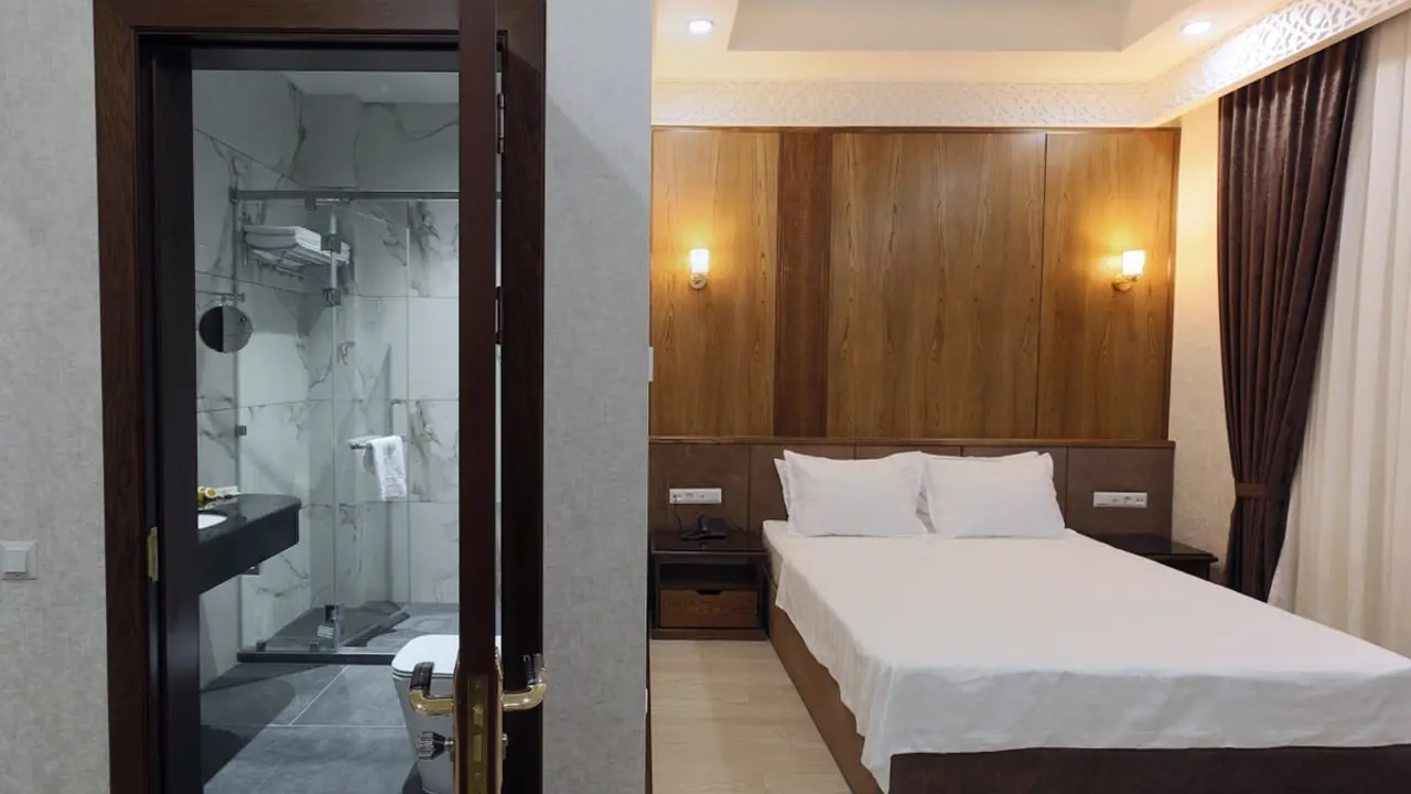 Paradise Plaza Luxury Hotel, Bukhara, bedroom