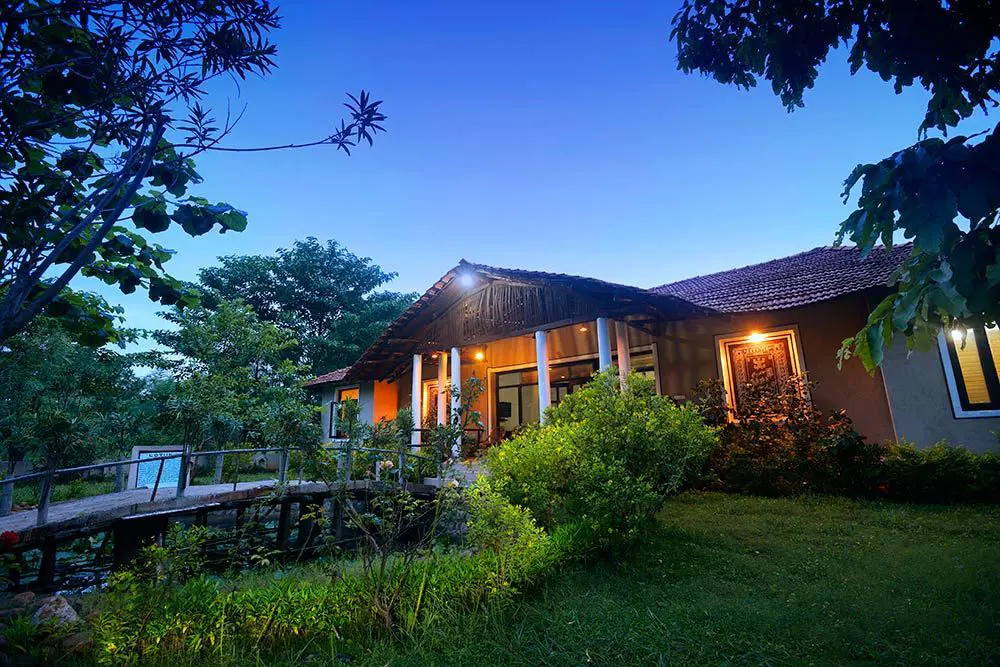 Chitvan Jungle Lodge, Kanha Exterior