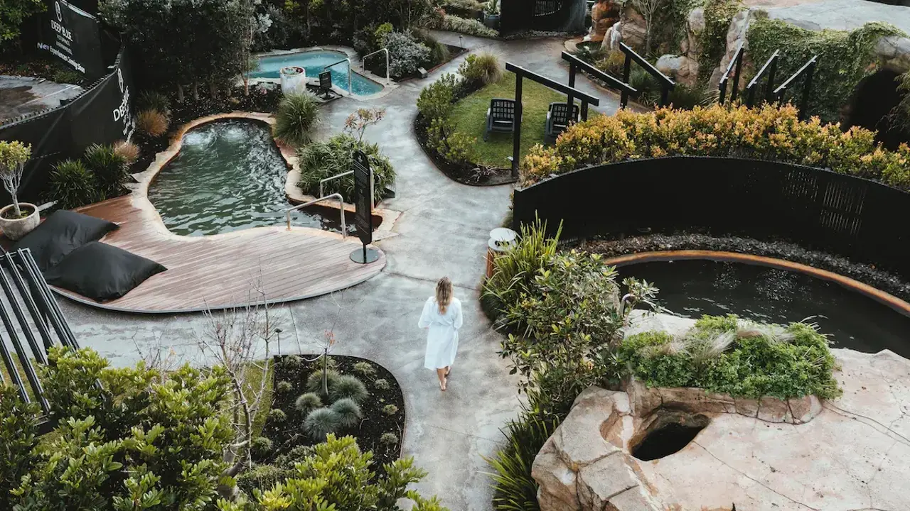 Deep Blue Hotel & Hot Springs, Warrnambool, hot springs