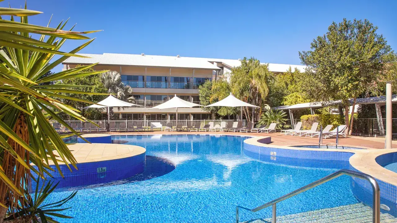 Crowne Plaza by IHG, Alice Springs, pool